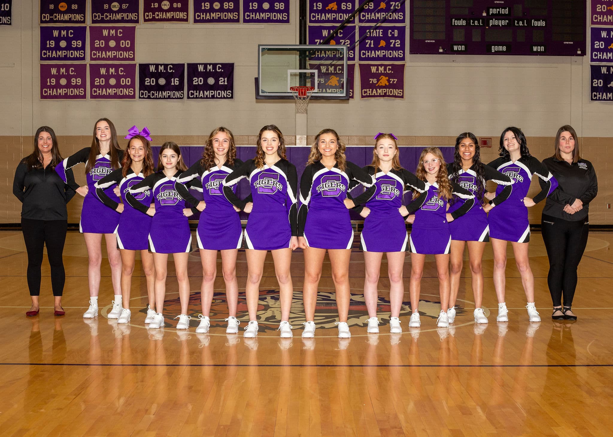 Girls Varsity Competitive Cheer